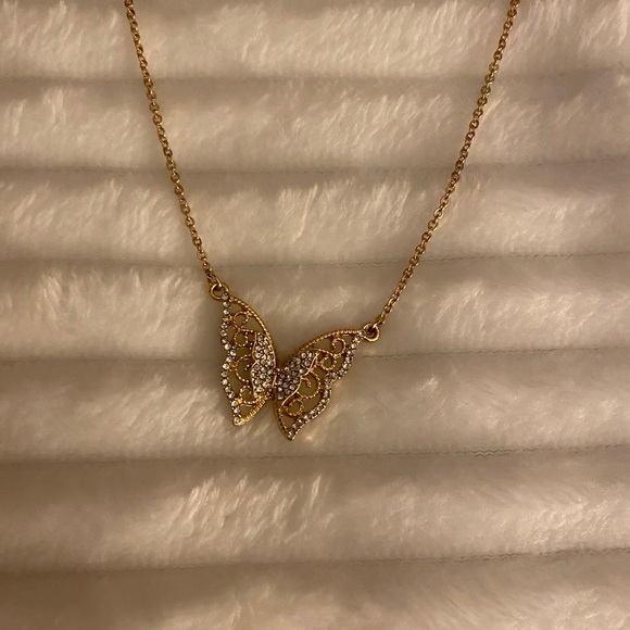 Missguided Butterfly Necklace 2025